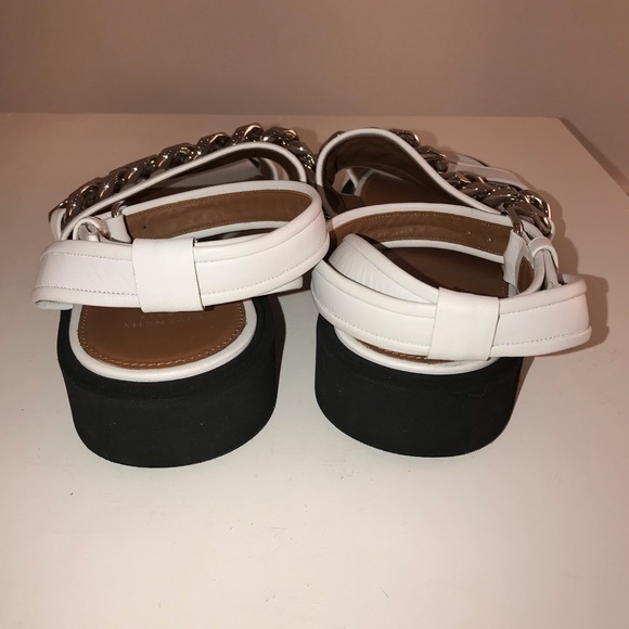 Givenchy White leather Chain sandals - Picture 3 of 6